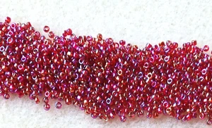 Matsuno size 15/0 Beads - Colour 538 - Deep Berry Rainbow - TrAB - Picture 1 of 5