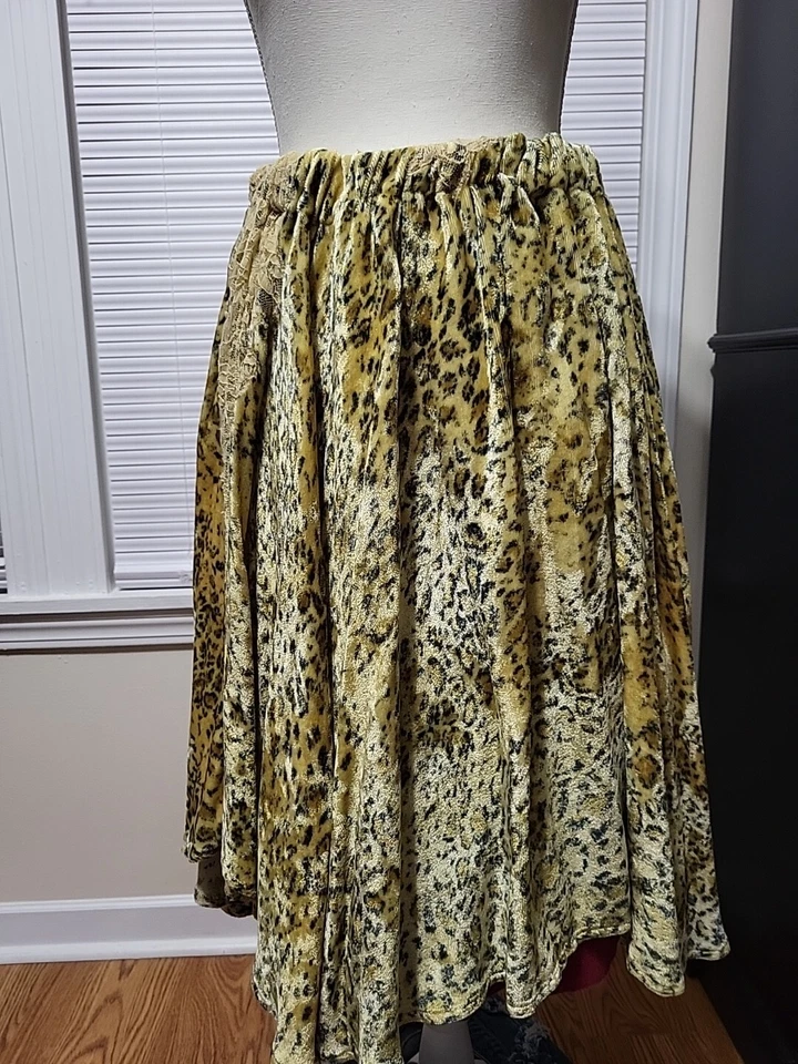 Upcycle 30 1/2 pulgadas cintura animal print falda Foto 1 de 1