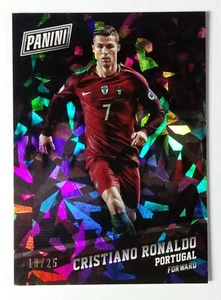 2017 Panini Black Friday Cristiano Ronaldo Portugal #33 cracked ice 16/25 - Bild 1 von 2