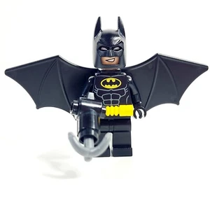 Lego Batman Minifigure Black Wings The Lego Batman Movie 70913 sh0402 - Picture 1 of 4