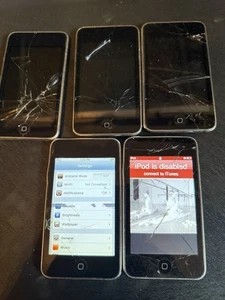 Apple iPod Touch 2nd Gen 8GB LOT OF 5 BROKEN SEE DESCRIPTION - Picture 1 of 14