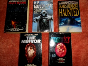 HORROR P/B LOT(5) PROPHESY - MTS. OF MADNESS - THE MIRROR - HAUNTED - STRANGERS - Bild 1 von 3