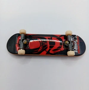 Blind Nine-Lives Red Black 9 Cat Tech Deck 2000s Era Vintage Finger Board Complete - Bild 1 von 3