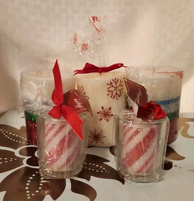 🎄  Lot of  5  St.nicholas Candles Pillars / Votives/ 2 Votive Holders/ Glitter  - Image 1 of 4