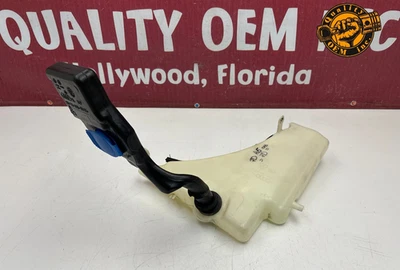 AUDI A4 A5 S4 S5 RS5 2009-2016 - tanque de depósito de líquido de lavadora con bomba OEM Foto 1 de 4