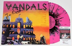 JOE ESCALANTE SIGNED WHEN IN ROME DO AS THE VANDALS LP VINYL RECORD ALBUM JSA - Picture 1 of 3