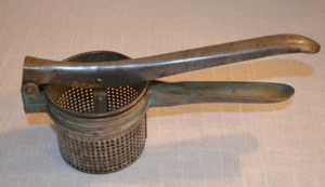 Vintage Metal Potato Rice Masher - Picture 1 of 24