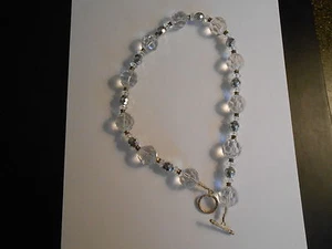 ARTISAN MADE-GLASS AND SILVER TONE BEADS TOGGLE---18" X 1/2" - Picture 1 of 1