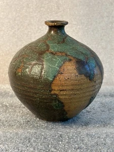 Studio Pottery Stoneware Flower Bud Weed Artisan Vase Signed Finkle 3.5x3.5" - Picture 1 of 10