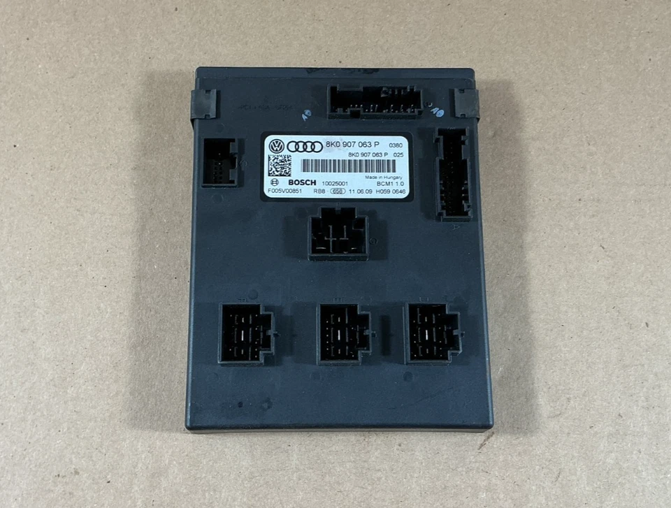 Módulo de controle elétrico central Audi S5 2008 - 2012 8K0907063P fabricante de equipamento original - Imagem 1 de 4