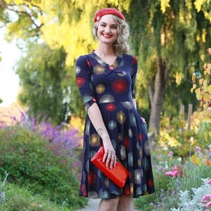 Effie's Heart Casablanca Dress in Fete Print Size L $99 NWT - Foto 1 di 7