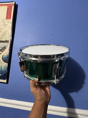 Caja Marching Junior verde buen estado Foto 1 de 4