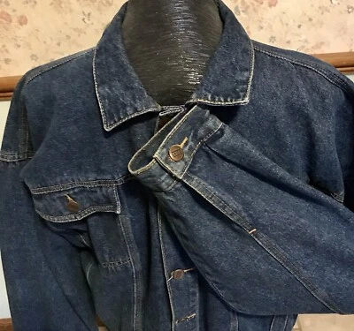 Chaqueta vaquera mediana para hombre.   En buen estado.  Robert Stock. Foto 1 de 2
