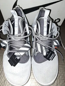 nike auto max grey white shoes and box only 8.5 mens - Picture 1 of 7