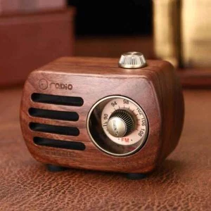Mini Retro Design Bluetooth-Lautsprecher und FM-Radio R918-A/C - Bild 1 von 11