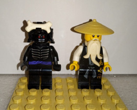 LEGO NINJAGO: Fire Temple (2507) -  Lord Garmadon & Sensei Minifigures