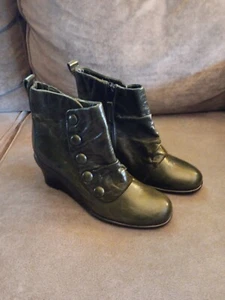 Miz Mooz Womens Nimah Green Leather Ankle Boots EUR 39 New without Box - Picture 1 of 11