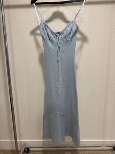 Lulus hellblaues geripptes figurbetontes Midikleid Small - Bild 1 von 3