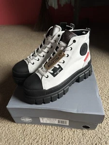 Women’s Palladium Boots Revolt High TX 7 Combat Platform Goth Utility Shoes - Picture 1 of 6