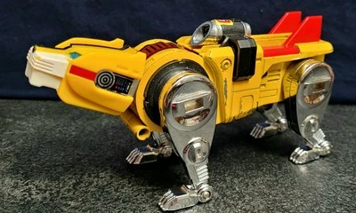 Vintage 1997 Trendmasters VOLTRON Lion Force Yellow Diecast & Plastic Figure - Image 1 of 3