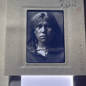 732 Edward Curtis "Tenokai-Apache" Native American photography 35mm Art slide - Picture 1 of 3