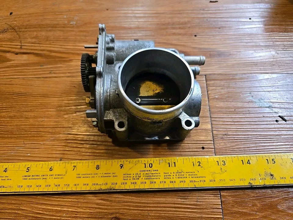 2004 Jaguar X-Type Throttle Body 3.0 Lt USED 1x43-9f991-oc - Image 1 of 4
