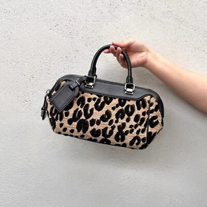 RARE☆☆☆Auth LOUIS VUITTON Leopard Baby M94257/2012 FW - Picture 1 of 14