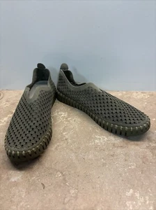 Ilse Jacobsen Women Size 40 Tulip Hornbak Green Slip on Shoes Sneaker - Picture 1 of 8