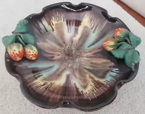 Art Deco Ceramic Glazed Fruit Bowl with Strawberries, 1930s, Thuringia, Germany - Picture 1 of 8