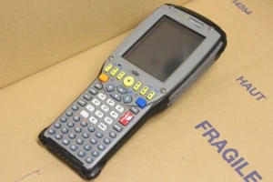 Occasion : Terminal PSION TEKLOGIX 7535 , Ecran N/B, laser ok, clavier usé - Imagen 1 de 1