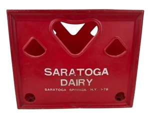 Caja de leche de plástico rojo Saratoga Dairy Saratoga Springs NY 1/76 de colección Nueva Jersey - Imagen 1 de 6