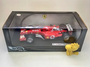 1:18 Hot Wheels Racing Ferrari F-2002 #1 Michael Schumacher 54626 Marlboro - Foto 1 di 20