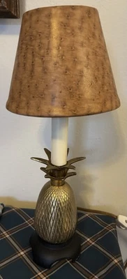 "Mini lámpara de mesa de latón piña de colección base de hierro fundido con pantalla con estampado de avestruz 8,5""" Foto 1 de 4