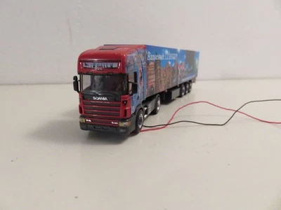 Herpa Scania KoSz. "Hansestadt Lübeck" beleuchtet - Bild 1 von 4