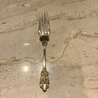 Tenedor para servir cubiertos barroco de Godinger chapado en oro diseño intrincado Foto 1 de 4