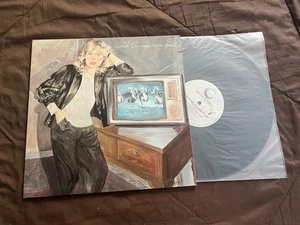 JONI MITCHELL WILD THINGS RUN FAST ORIG VINYL 1982 LP VG++/NM- - Picture 1 of 4