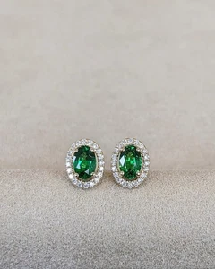 5.00 Ct Oval Cut Natural Green Emerald Diamond Earring Stud 14K Real Yellow Gold - Picture 1 of 6