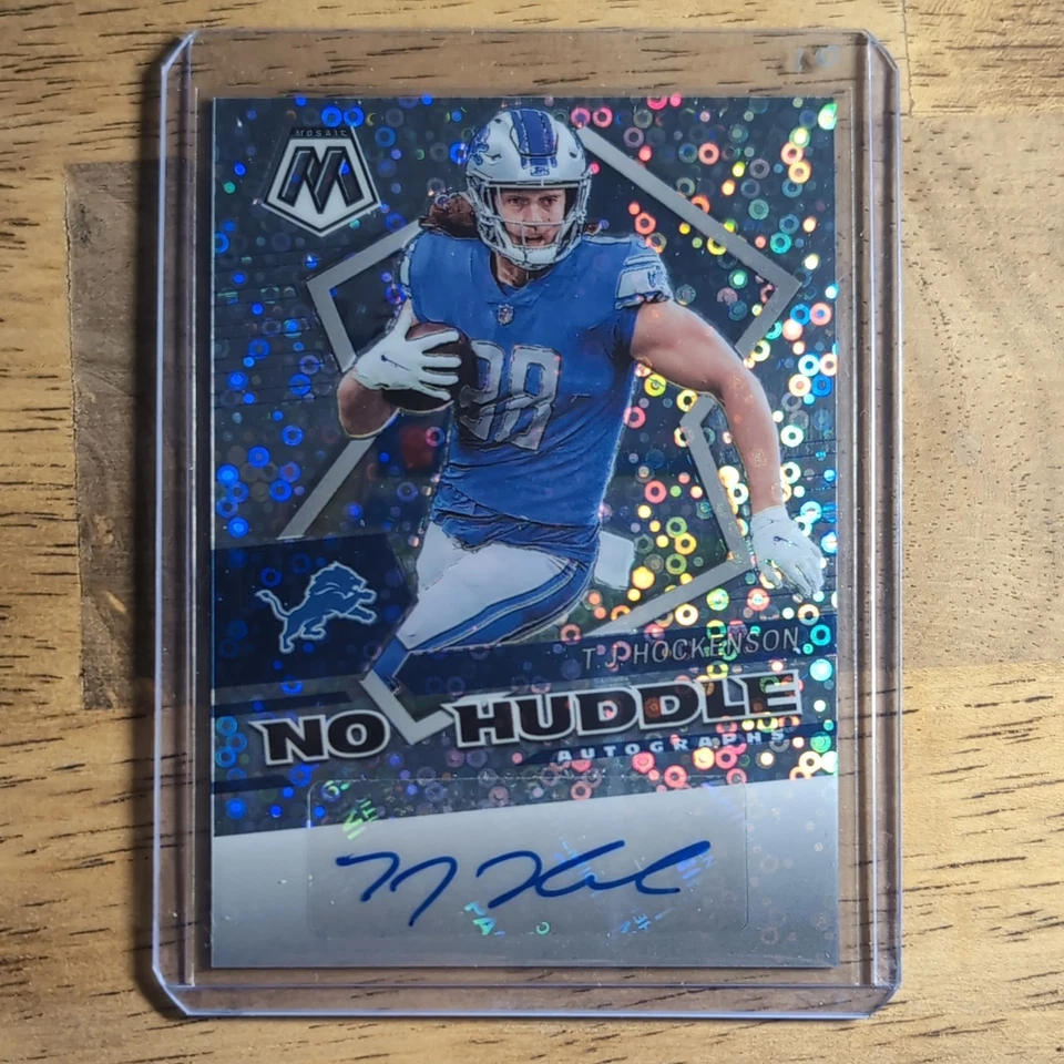 2022 Panini Mosaic Football TJ Hockenson Autographs No Huddle #ANH-TH Lions - Image 1 of 2