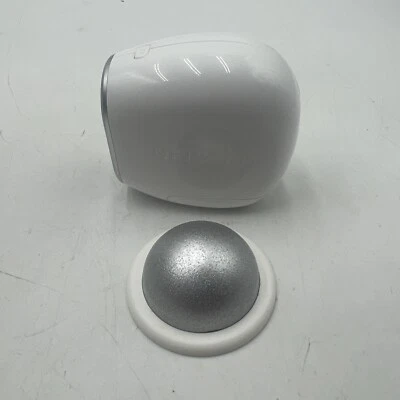 ARLO NETGEAR VMC3030 WIRELESS SECURITY CAMERA WITH MOUNT - Image 1 of 4