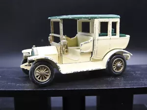 Matchbox Lesney Models of Yesteryear 1910 Mercedes Benz Limousine white/cream - Picture 1 of 8