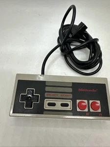 NES Controller OEM Original Nintendo Brand NES-004 - Picture 1 of 9