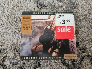 Shakira - Laundry Service: Limited Edition Washed & Dried -CD & DVD - Bild 1 von 6