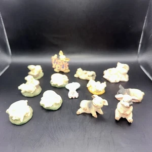 Lotto di 13 statuine di maiale in miniatura Knickknacks  - Foto 1 di 10
