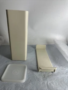 Contenedor guardián galletas de queso Tupperware 1696 con tapa e inserto nuevo stock antiguo - Imagen 1 de 7