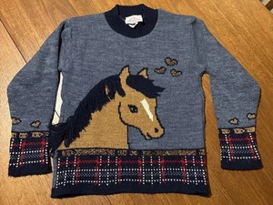 Maglione vintage Pepperoni bambino medio 5/6 cavallo/criniera equitazione blu/plaid - Foto 1 di 8