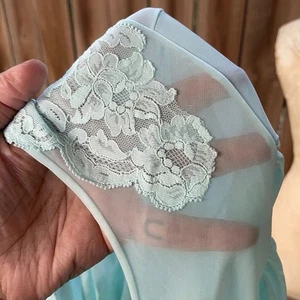 Vintage 60s SHADOWLINE PEIGNOIR Embroidered Chiffon Nylon Lace Blue M - Picture 1 of 8