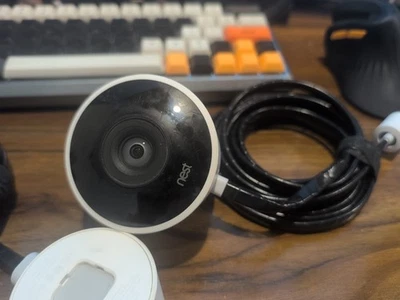 Nest NC2100ES Outdoor Security Camera - Image 1 of 3