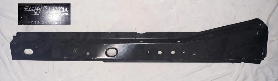 FIAT PUNTO BN -CABRIO - GT (1993 - 2000)/ LONGHERONE PAVIMENTO / LATERAL FLOOR - Image 1 of 1