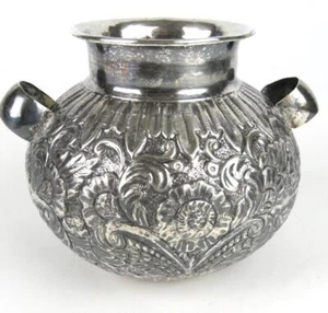 Vintage Peruvian Hand Wrought Repousse 925 Sterling Silver Pot Vase From Peru - Picture 1 of 12