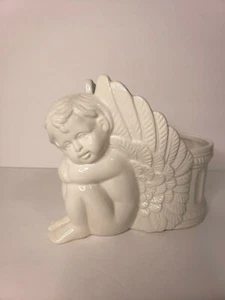 Vintage Cherub planter - Picture 1 of 6